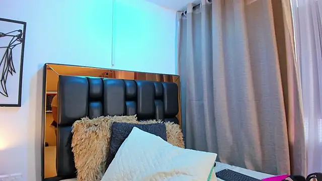 Katalina_Evans webcam