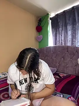 norabyxxx - Norabyxxx's free webcam - UK Sex Cams