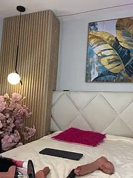 mila_hank_ - Mila_Hank_'s free webcam - UK Sex Cams