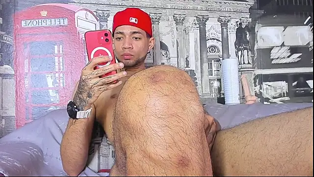 Daniel_huge22 webcam