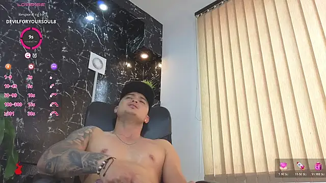 Alexander_ferre webcam