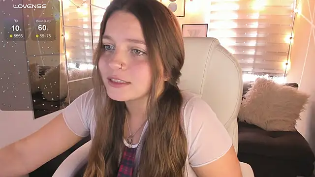 sophiee09_ - Sophiee09_'s free webcam - UK Sex Cams