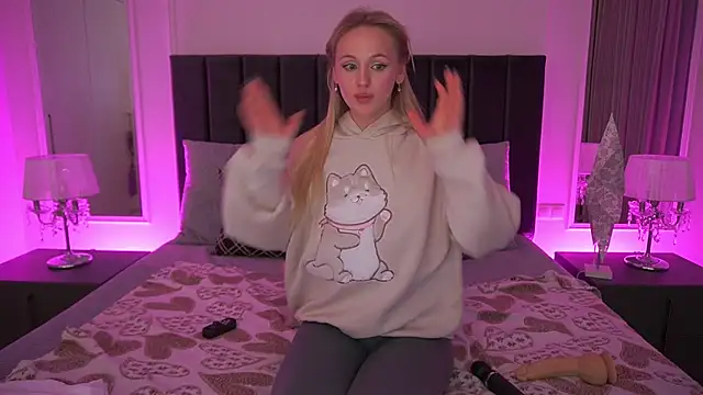 LylaYeess live sex cam