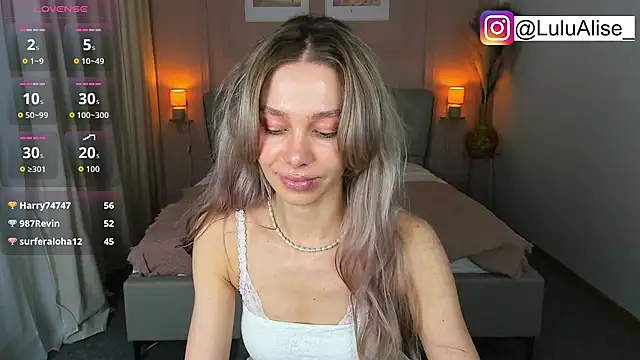 LuluAlis webcam
