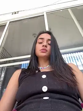 Webcam Model (leilani_X)  is live.Free join now!