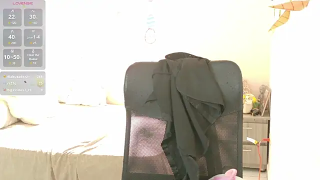 MonicaLaurent webcam