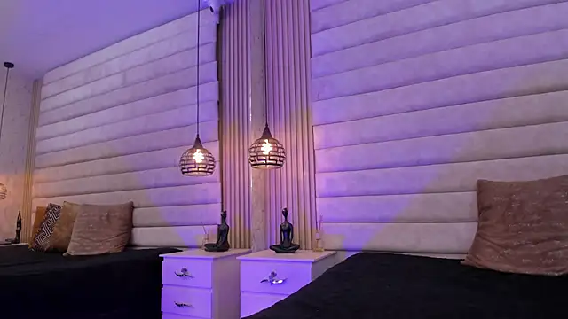 VictoriaaBlair webcam