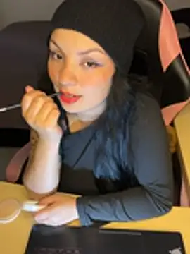 Theprojectsaraa webcam