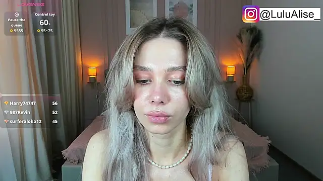 LuluAlis webcam