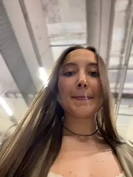 ICrazyOneIRL live sex cam