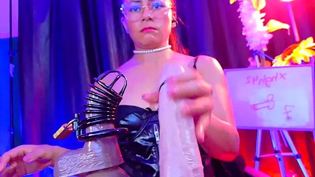 MistressSlut1 webcam