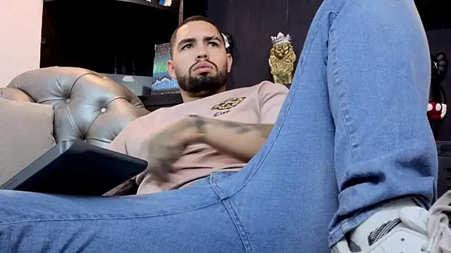 matteosantos live sex cam