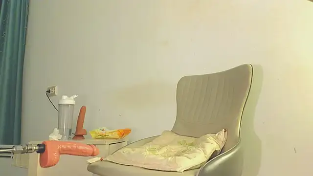 AudreyMell live sex cam