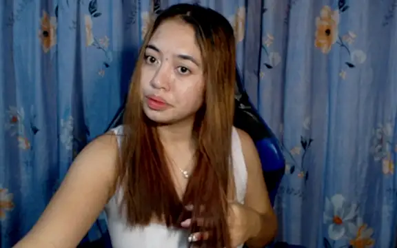 urlover_mae26 webcam