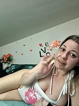 sweetmaddy888 - SweetMaddy888's free webcam - UK Sex Cams