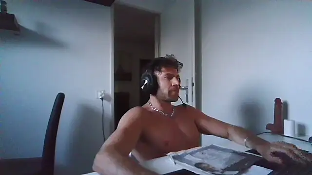 alpha-hunk webcam