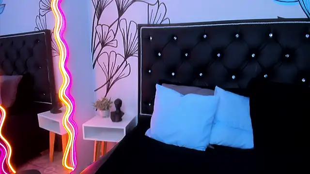 Sweet_Ariadna_ webcam