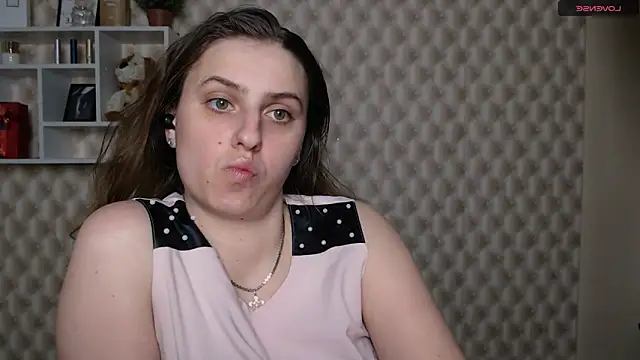 amandadimond_ - AmandaDimond_'s free webcam - UK Sex Cams