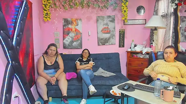 lesbiancuple webcam