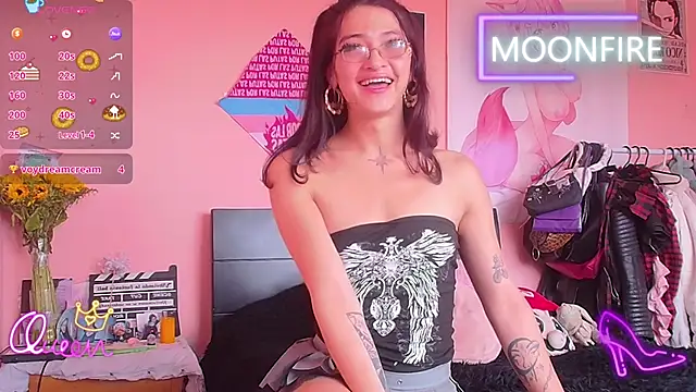 moonfiredancer webcam