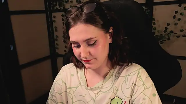 diana_flower - Diana_Flower's free webcam - UK Sex Cams