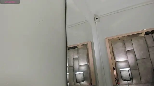 Titan_Moreno_ webcam