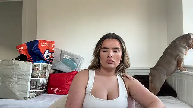 maisiesmithx - Maisiesmithx's free webcam - UK Sex Cams