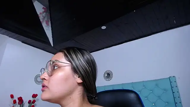 kathe-mills235 webcam