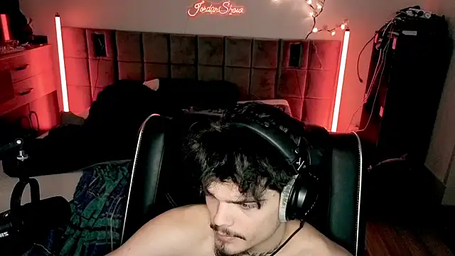 JordanShow webcam