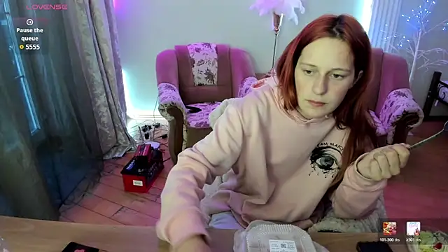 lily_viola - Lily_Viola's free webcam - UK Sex Cams