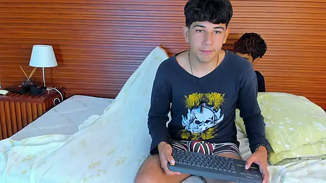 peakk_twiinns webcam