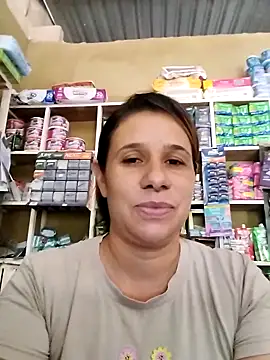 MIA-LARIOS Stripchat cam model