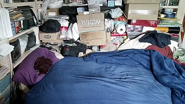 hadeszeuss2 - Hadeszeuss2's free webcam - UK Sex Cams