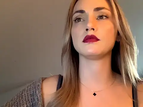 ScarlettSensitive webcam