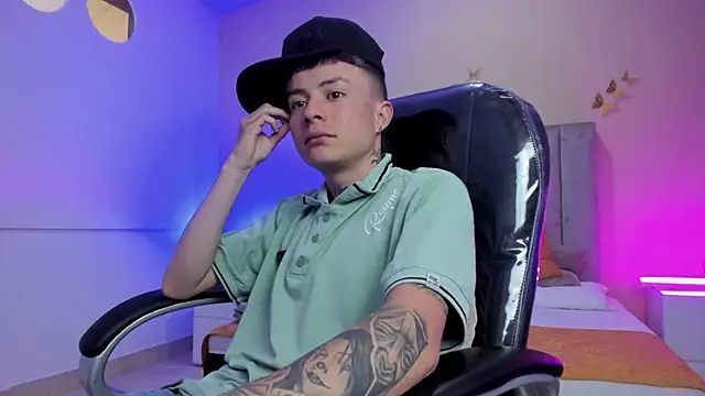 nascary_fox - Nascary_Fox's free webcam - UK Sex Cams