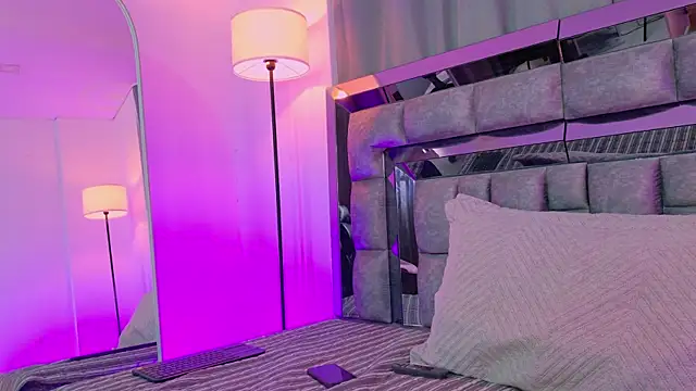 bella_clark2 - Bella_Clark2's free webcam - UK Sex Cams