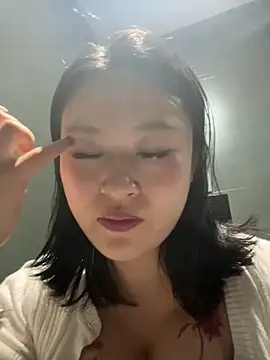 美女Yolanda9在线直播