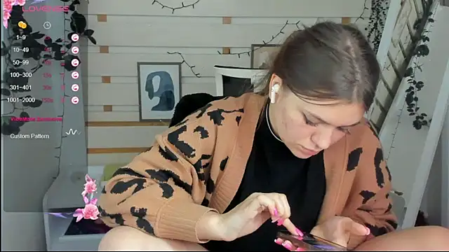 Josephine_Kiss webcam