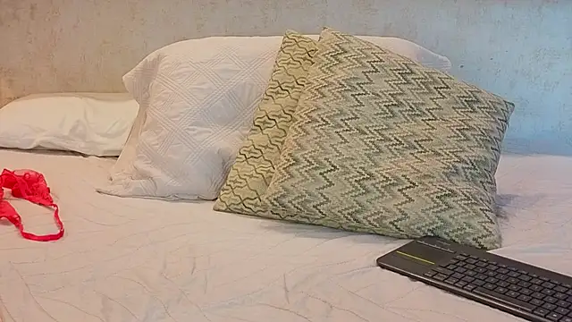 Emilly_Beaumont webcam