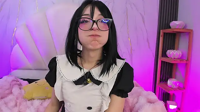 AliiceWonderland_ webcam