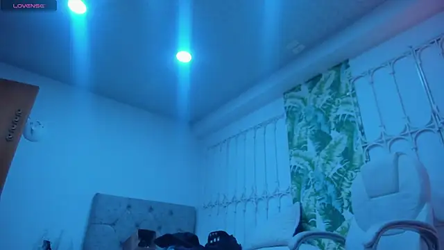 _sharlotte777 webcam