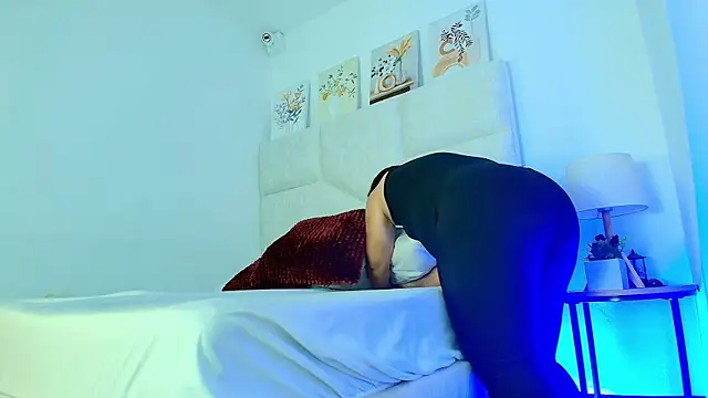 elizawiliamst - Elizawiliamst's free webcam - UK Sex Cams