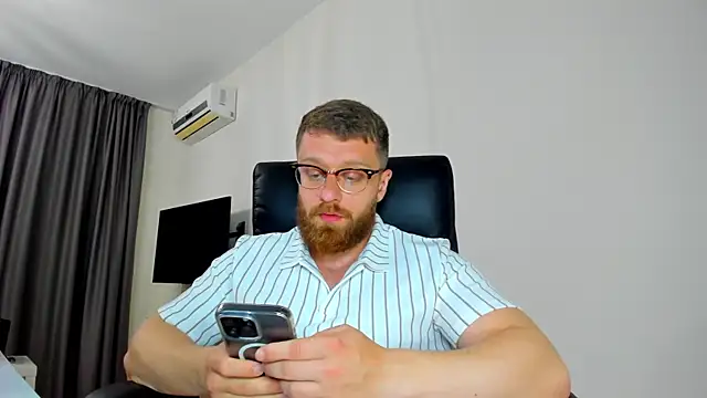 findom_guy - Findom_guy's free webcam - UK Sex Cams