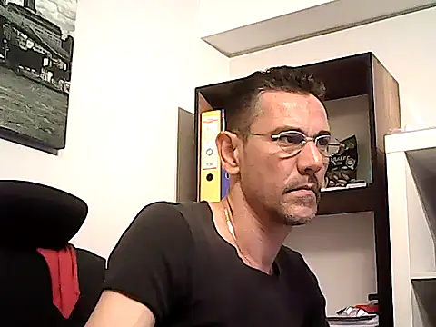 mastercharisma35 webcam