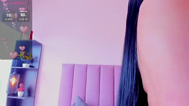 violet_myerrs webcam