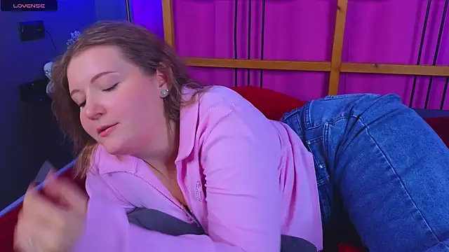 pettyrogers - PettyRogers's free webcam - UK Sex Cams