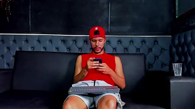 Live sex cam of Angel_Villareal