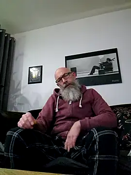 kingsscepter (Ask my age) - make me happy