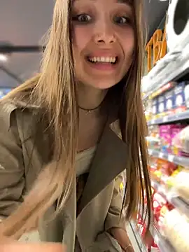 ICrazyOneIRL live sex cam