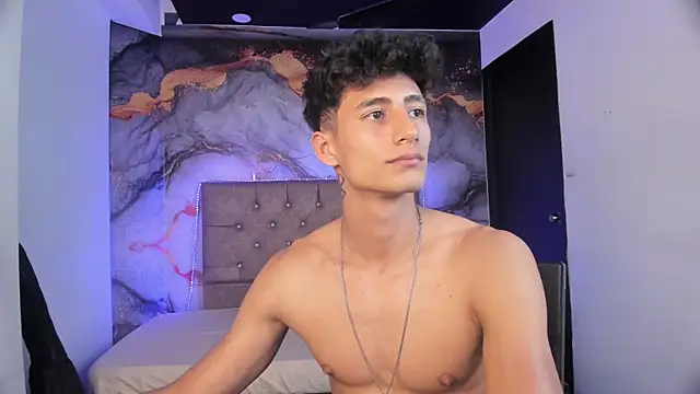 maxiimoromano_ (M young) - Strip me naked and let's fuck the pillow
